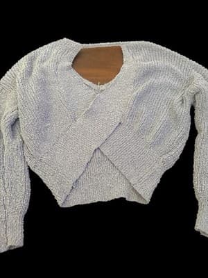 Debut Gray Ribbed Knit V-Neck Pullover Long Sleeve Sweater Women’s Size S - Thumbnail 3