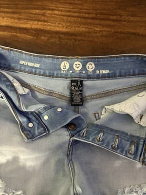 Rewash Jean Womens Juniors Shorts Cut Off High Rise Real Curve Button Distressed - Thumbnail 4