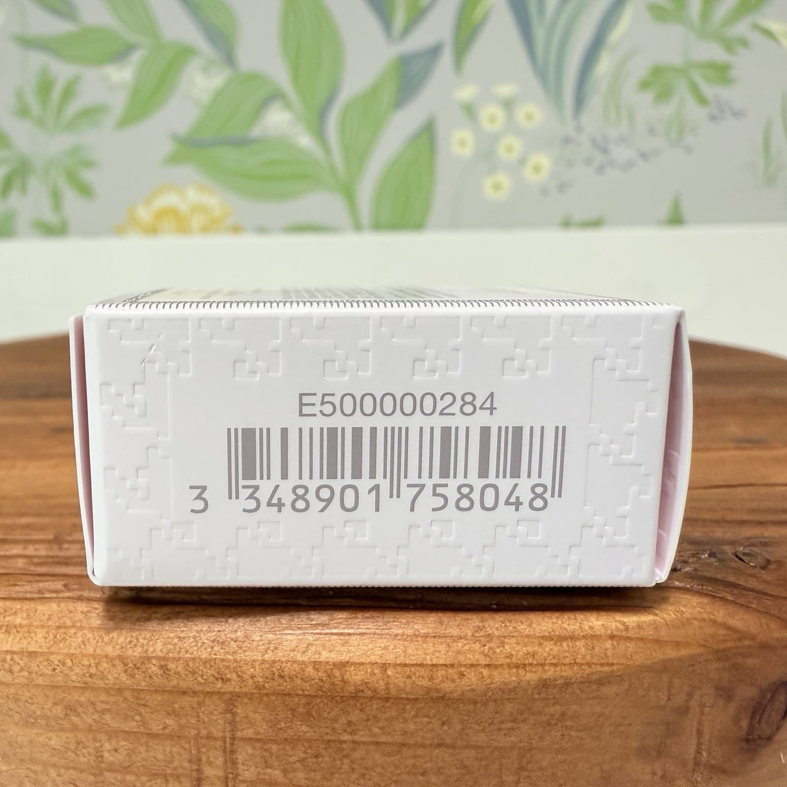 Dior Miss Dior ESSENCE Parfum MINI Splash Dabber Perfume for Women 0.17oz 5ml - Thumbnail 4