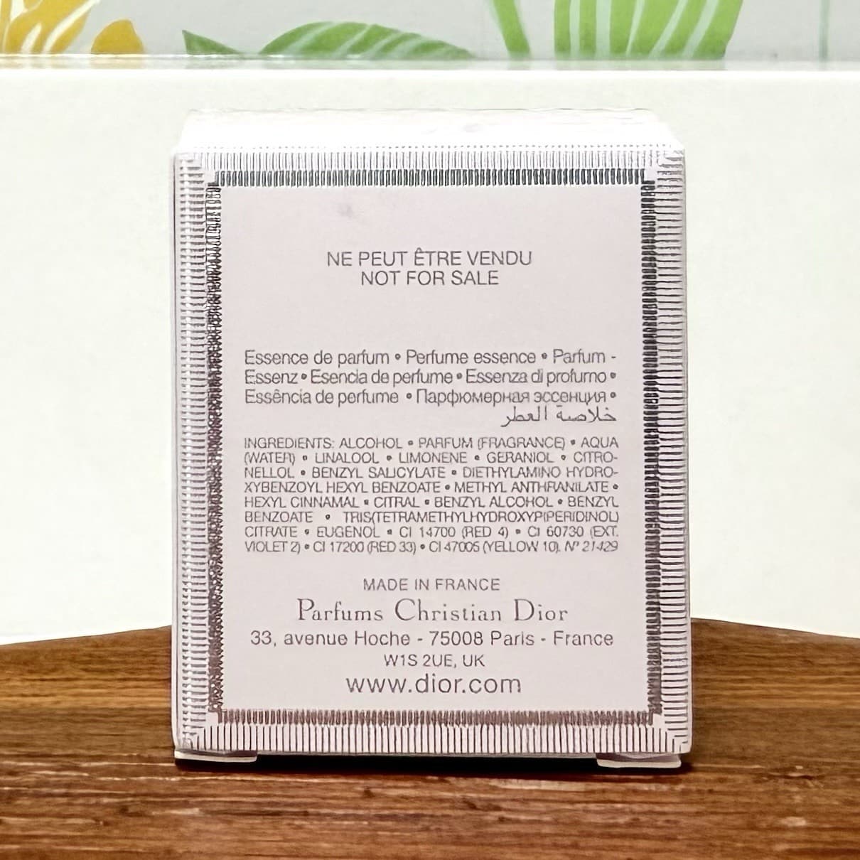 Dior Miss Dior ESSENCE Parfum MINI Splash Dabber Perfume for Women 0.17oz 5ml - Thumbnail 2