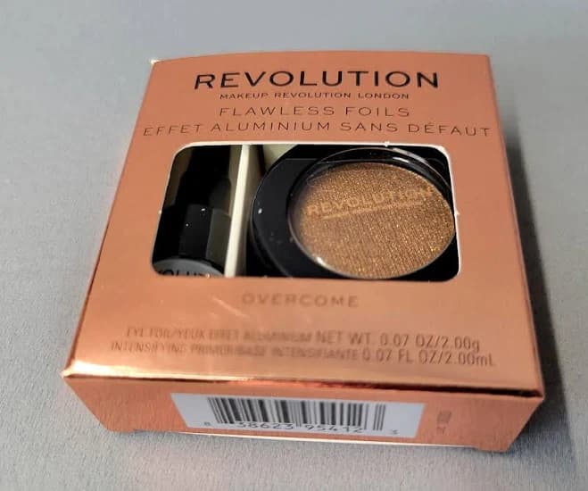 Makeup Revolution Flawless Foils Eye Shadow, Overcome - Thumbnail 6