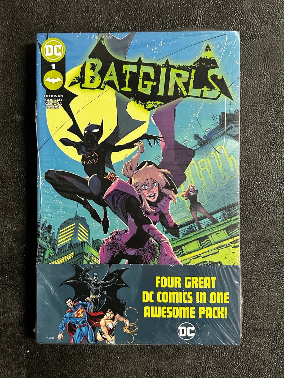 Walmart Four Great DC Comics in One Awesome Pack Lot of 4 Batgirls King Shark - Thumbnail 3