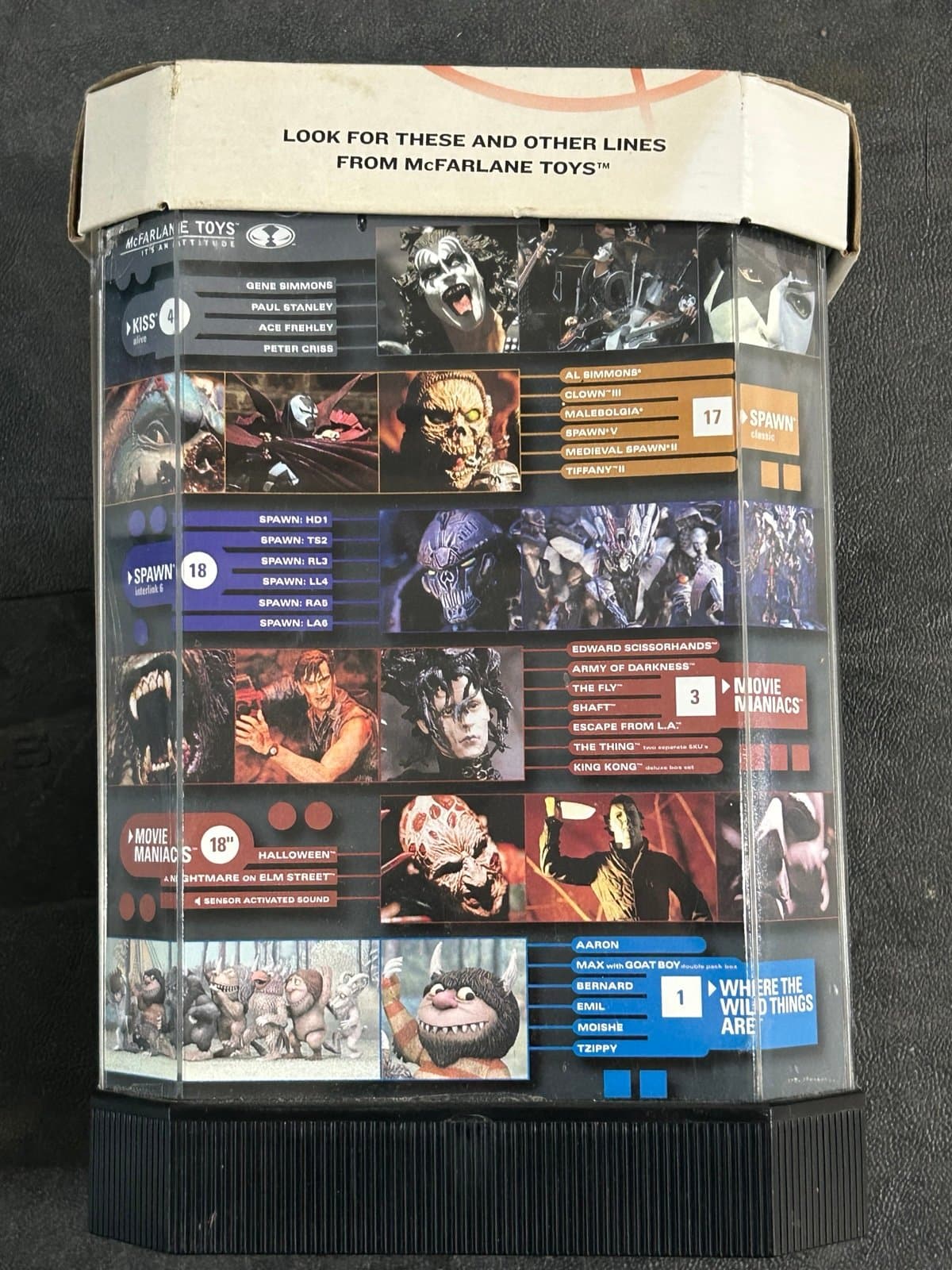 McFarlane Toys Danger Girl Fishtank 3-Figure Limited Edition Set - Thumbnail 7