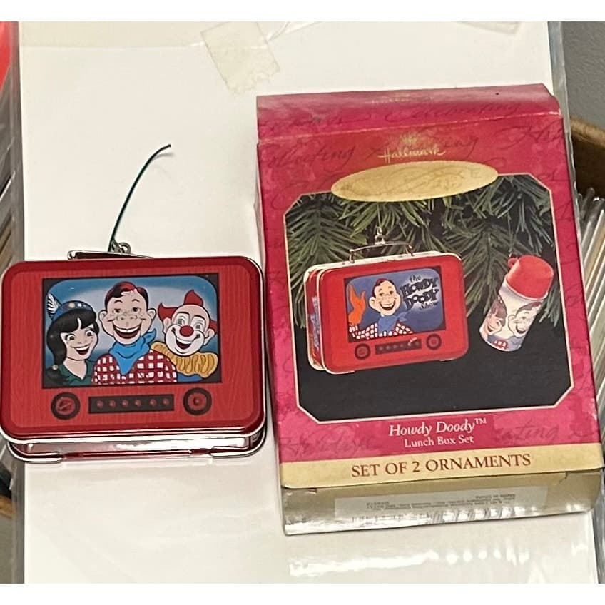 Hallmark Keepsake Ornament Howdy Doody Lunch Box Set (1999) - Thumbnail 2