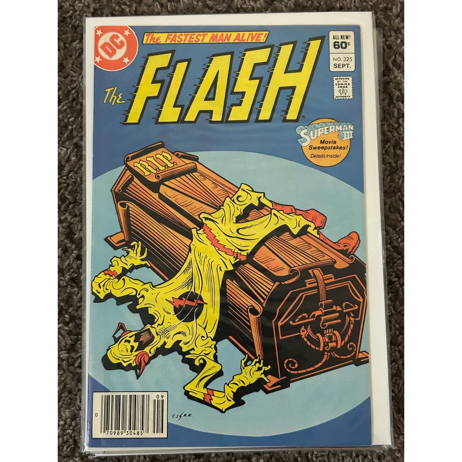 FLASH #316, 321, 322, 325 (1982 DC) Lot of 4 - Carmine Infantino Covers - Thumbnail 3