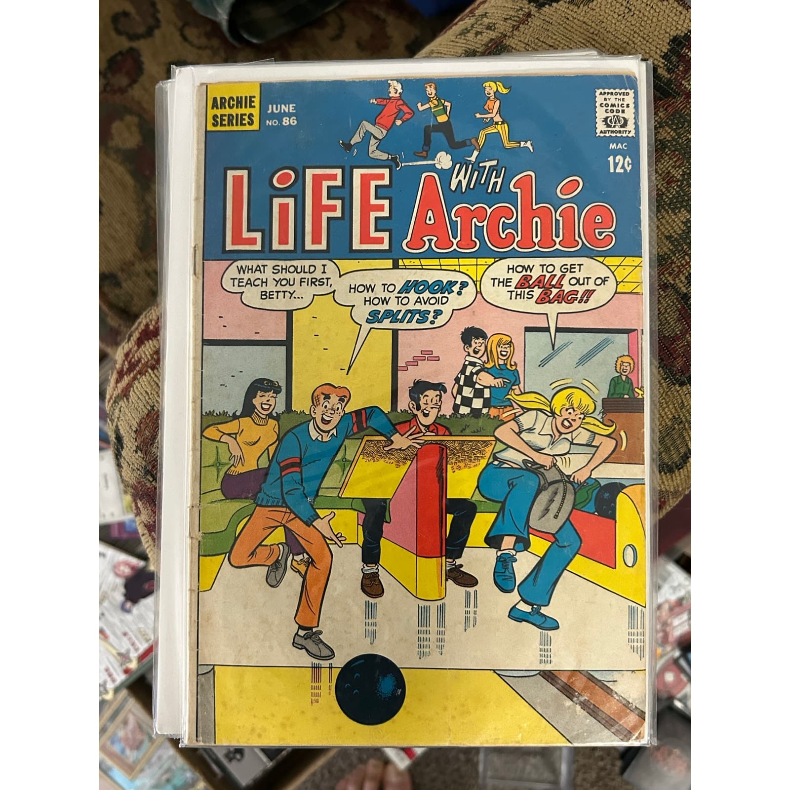 Life with Archie #77, 86, 134, 154, 159, 174 (1968-76 Archie Series) Lot of 6 - Thumbnail 2