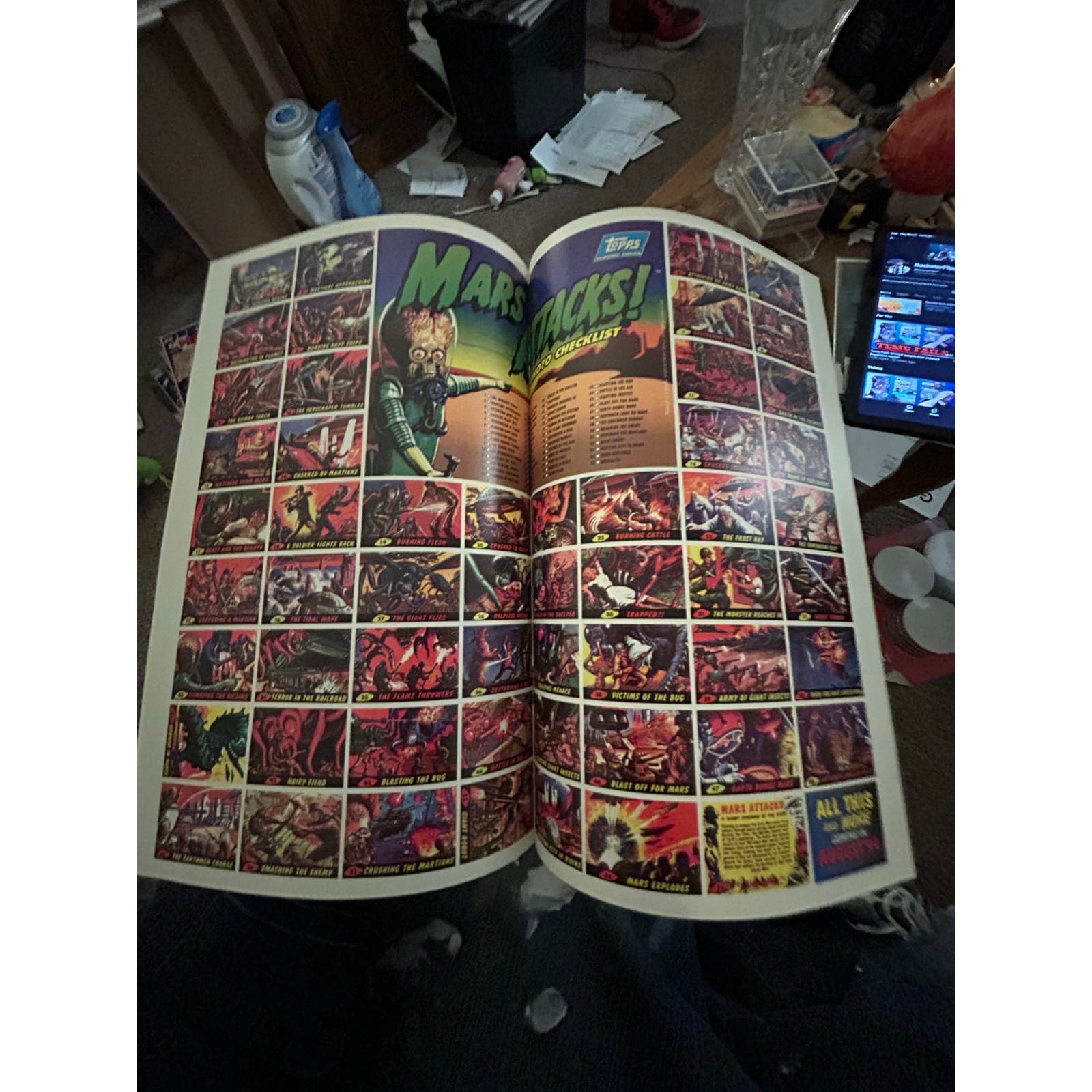 Mars Attacks 1st Series #1 SE W/#3, 1, 4, 4BC (1994 Topps) Lots of 4 FB Covers - Thumbnail 4