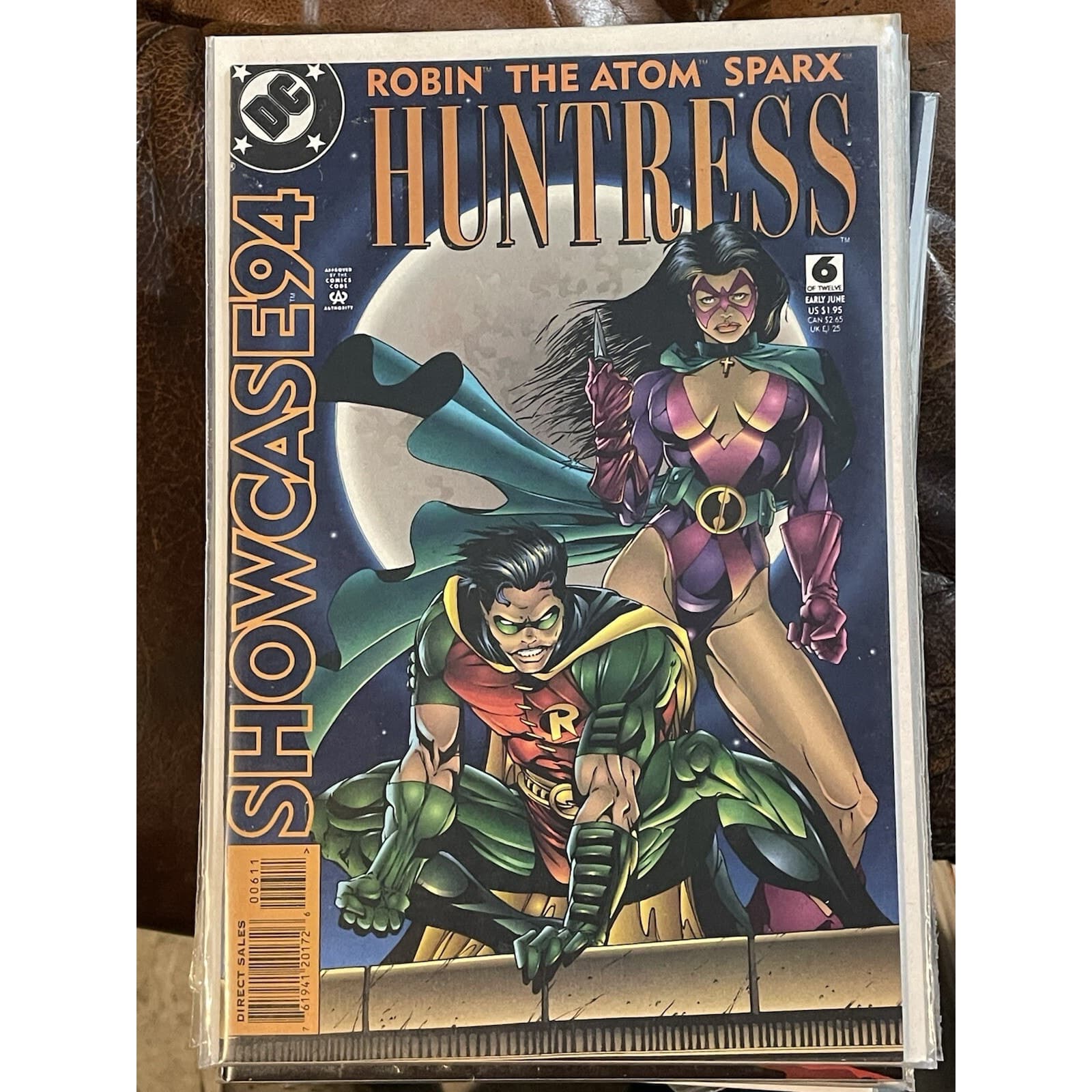 SHOWCASE '94 #2, 6, 8 (1994 DC) Lot of 3 - The JOKER, Scarface, Robin, Huntress - Thumbnail 3