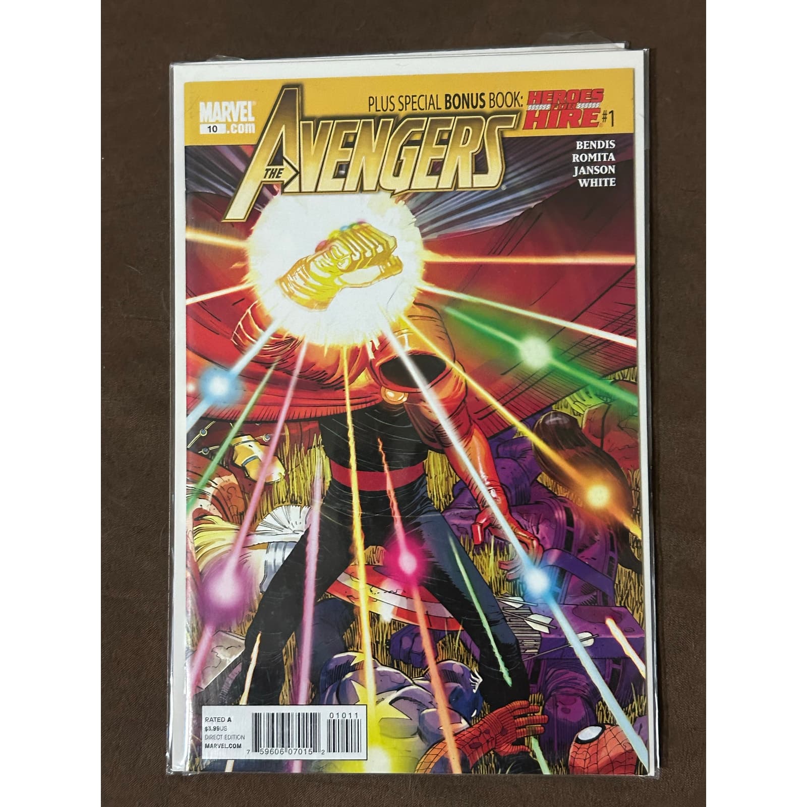 Avengers 4th Series #8 - 12 (2011 Marvel) Lot of 5 - 1 KEY - Thumbnail 4