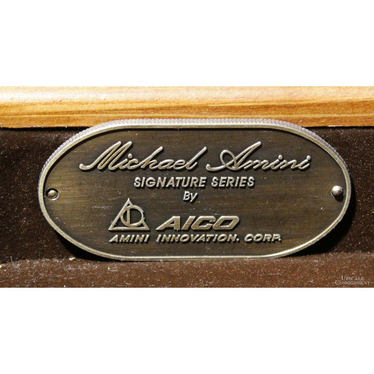 AICO 'Michael Amini' 5 Pc. Standard King Size Bedroom Set - Thumbnail 11