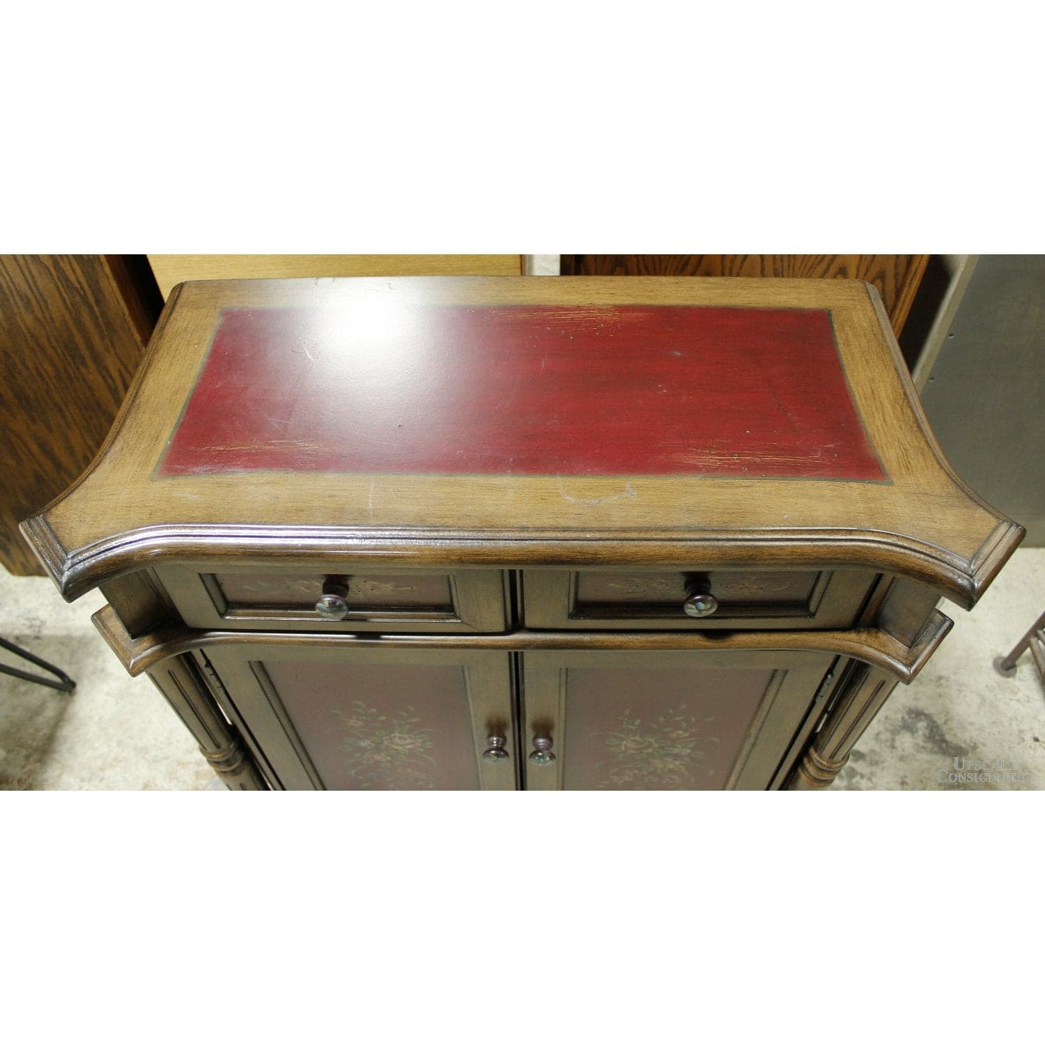 Handpainted Cabinet w/Columns - Thumbnail 5