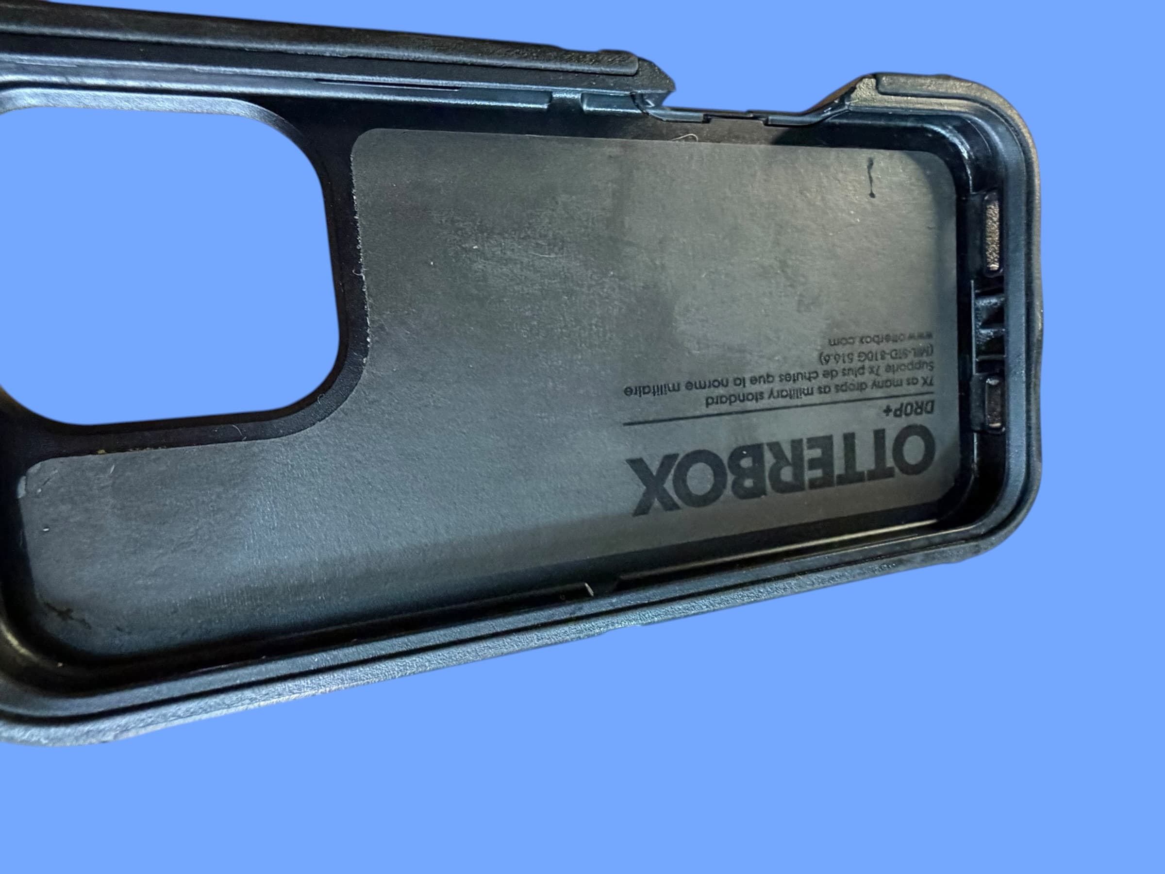 OtterBox Defender DROP+ MagSafe iPhone Case Black Rugged Military Grade Used - Thumbnail 3