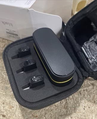 NEEWER Wireless Lavalier Microphone System For IPhone, Mini Clip On Lapel Mic - Thumbnail 3