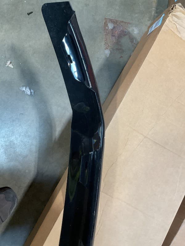 Auto Ventshade [AVS] Hoodflector Bug Shield | Fits 2022-2026 Chevrolet Silverado - Thumbnail 2