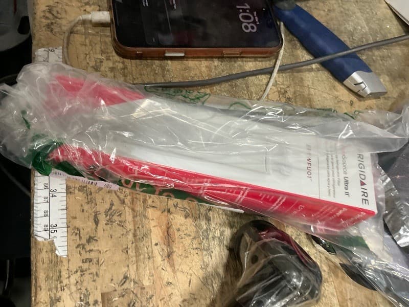 FRIGIDAIRE EPTWFU01 PureSource Ultra II Refrigerator Water Filter, 1 Count, Whit - Thumbnail 2