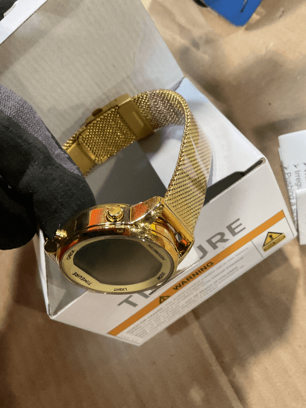 TIMEURE Women's Step Counter Watch with Stainless Steel Bracelet, Stylish Design - Thumbnail 2