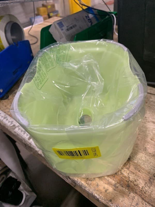 Inomata Japanese Bath Stool Chair Leaf Series, Green - Thumbnail 2