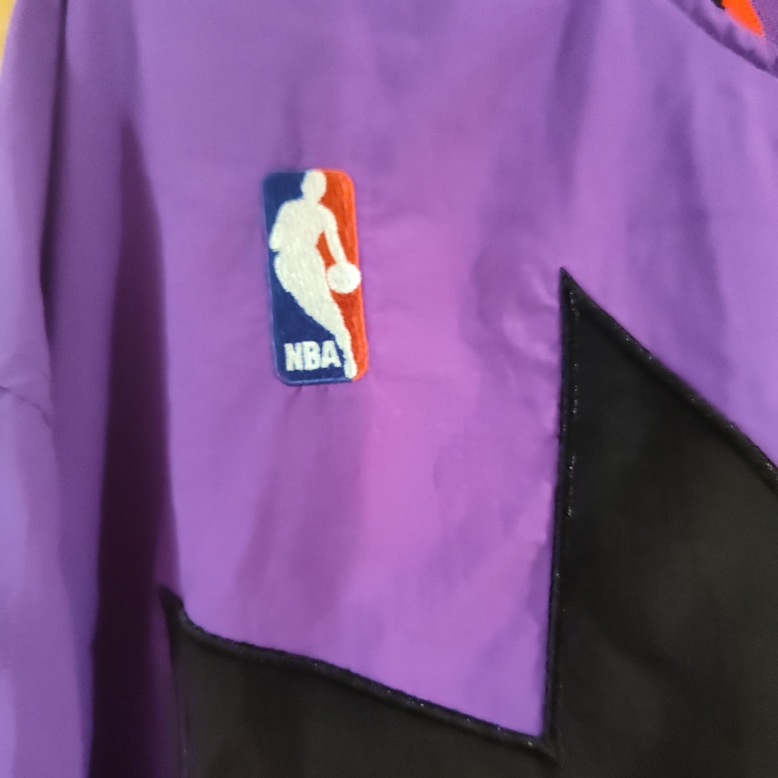 100% Authentic Mitchell Ness 95 96 Toronto Raptors Warm Up Jacket Size 52/2XL - Thumbnail 4