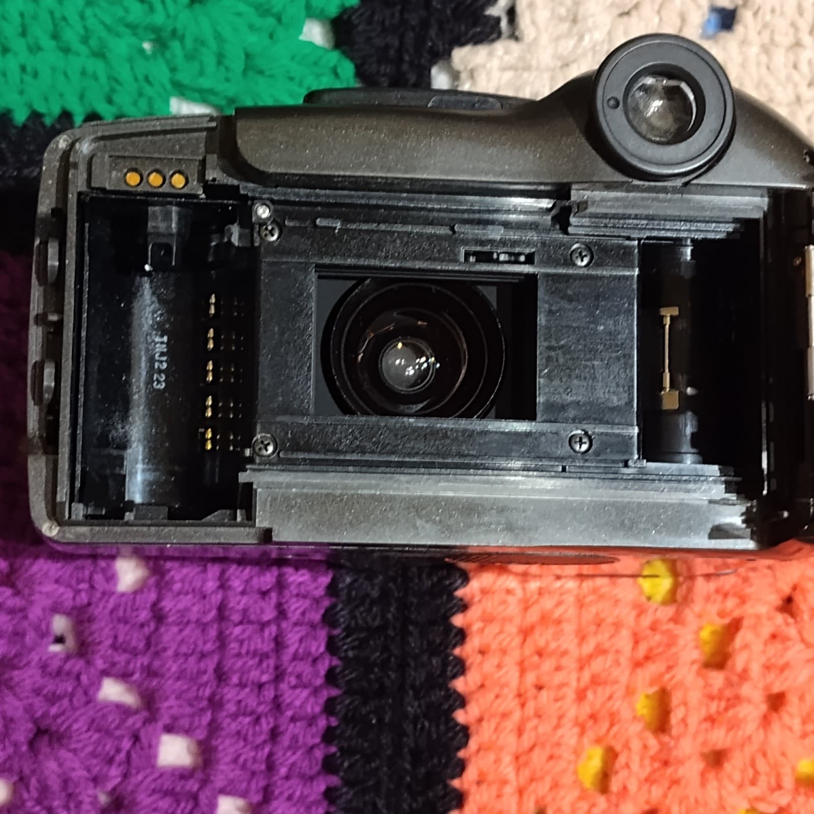 Olympus Infinity SuperZoom 330 AF 35mm Film Camera Flash UNTESTED - Thumbnail 2