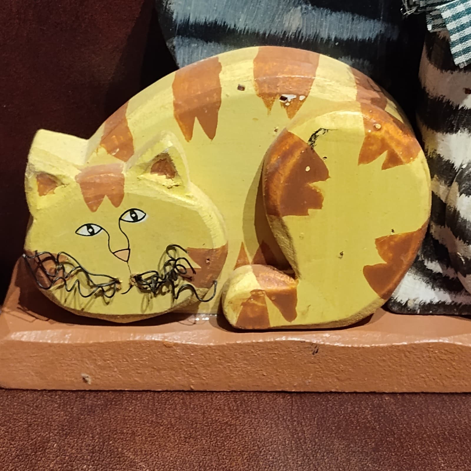 Wooden Door Stopper Ornament Cat Design - Thumbnail 5