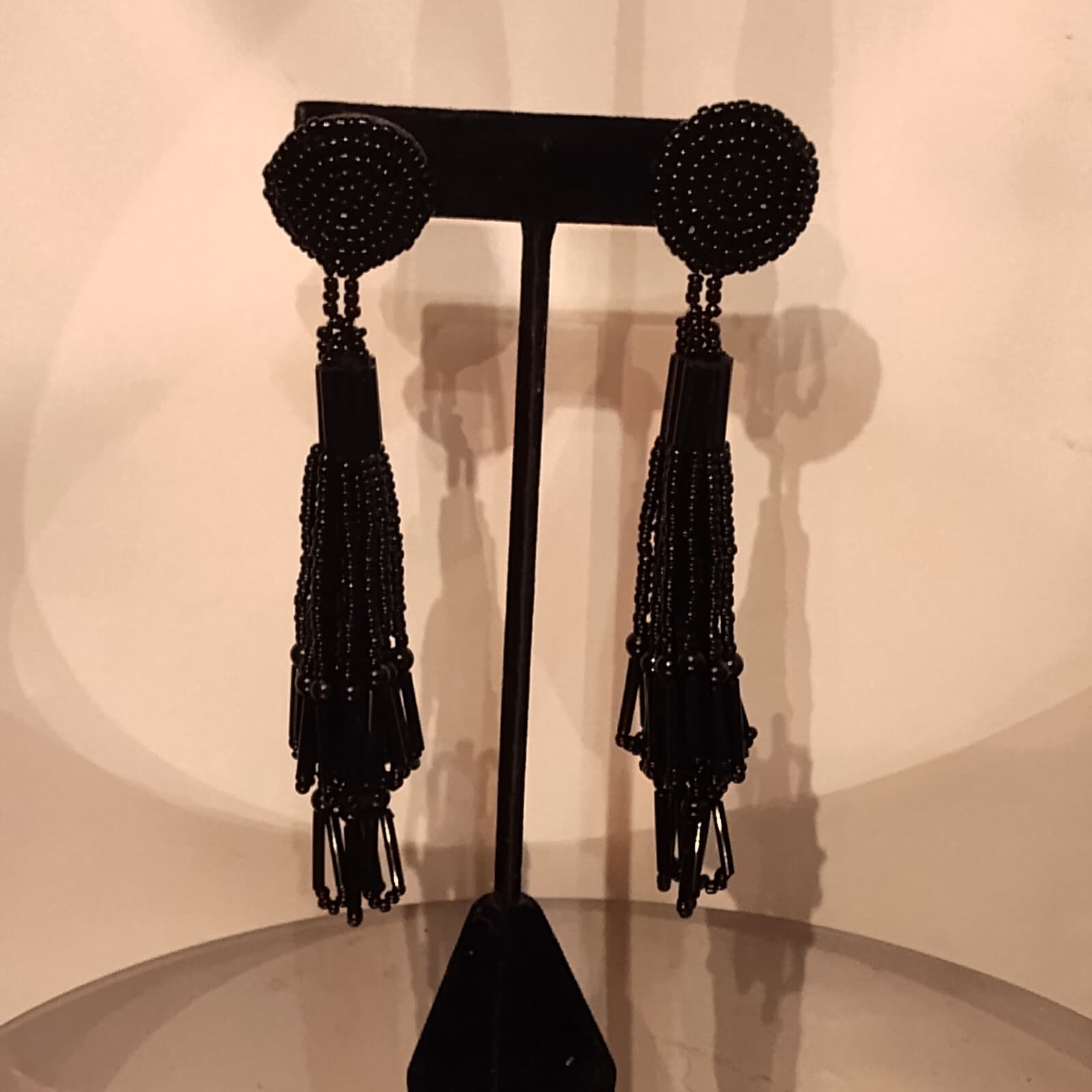 Vtg Black Trifari Glass Bead Torsade Earrings - Thumbnail 2