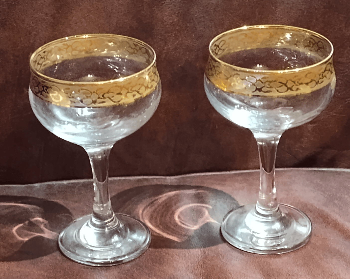 2 ITALIAN CRISTALLERIA FRATELLI FUMO crystal 24 k Gold Champagne Sherbet Glass. - Image 1
