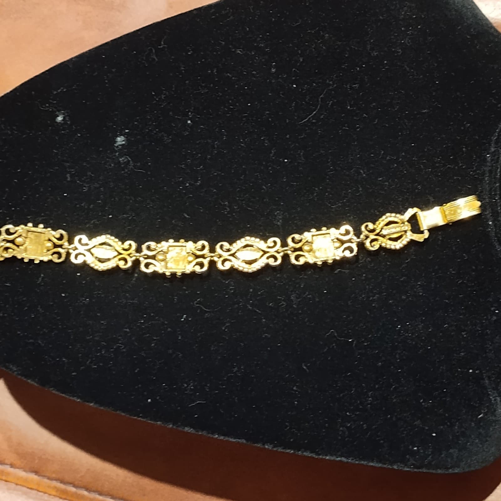 Vintage Florenza Rhinestone Goldtone Bracelet - Thumbnail 5