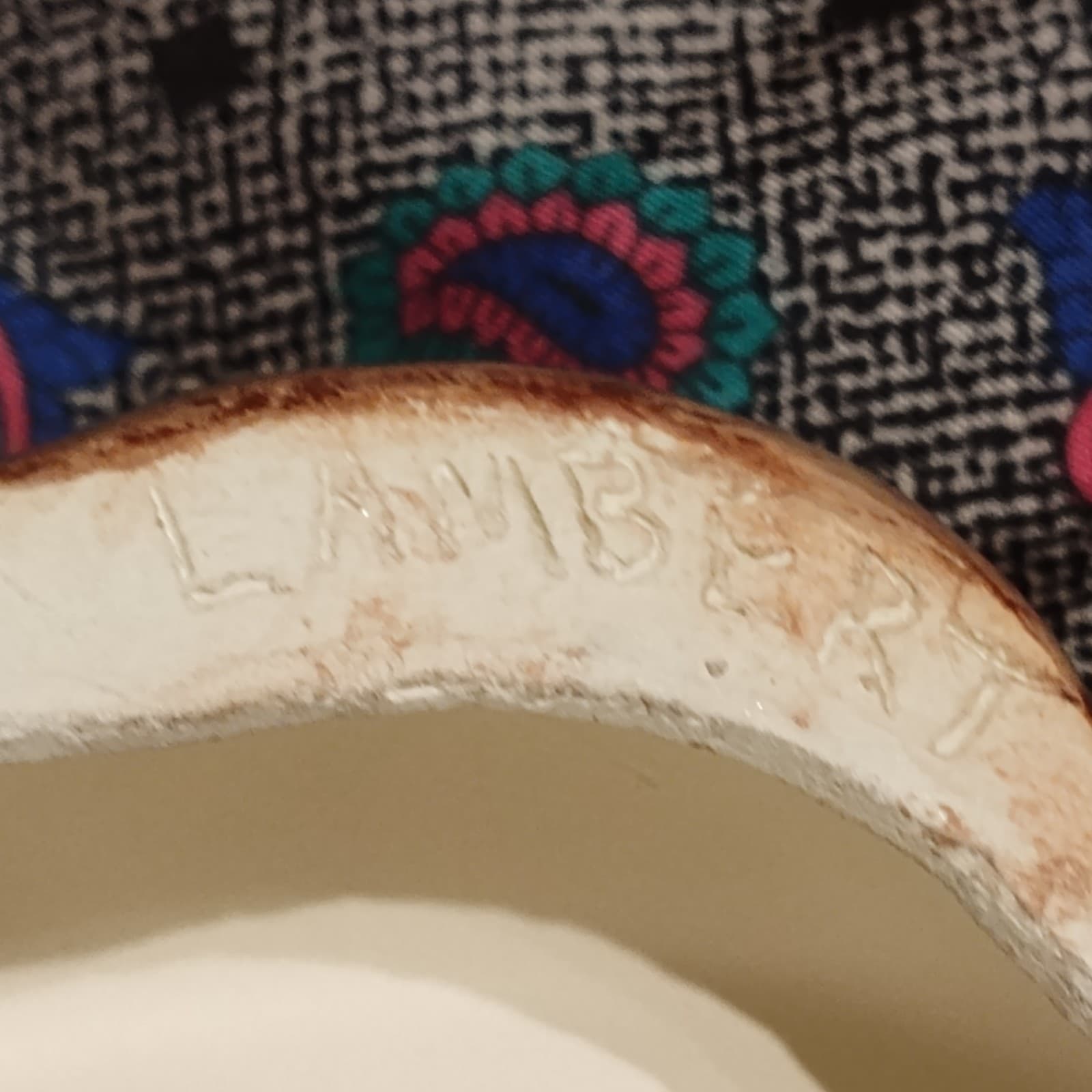 14pc. Vtg 1989 lambert nativity w/Stand - Thumbnail 14