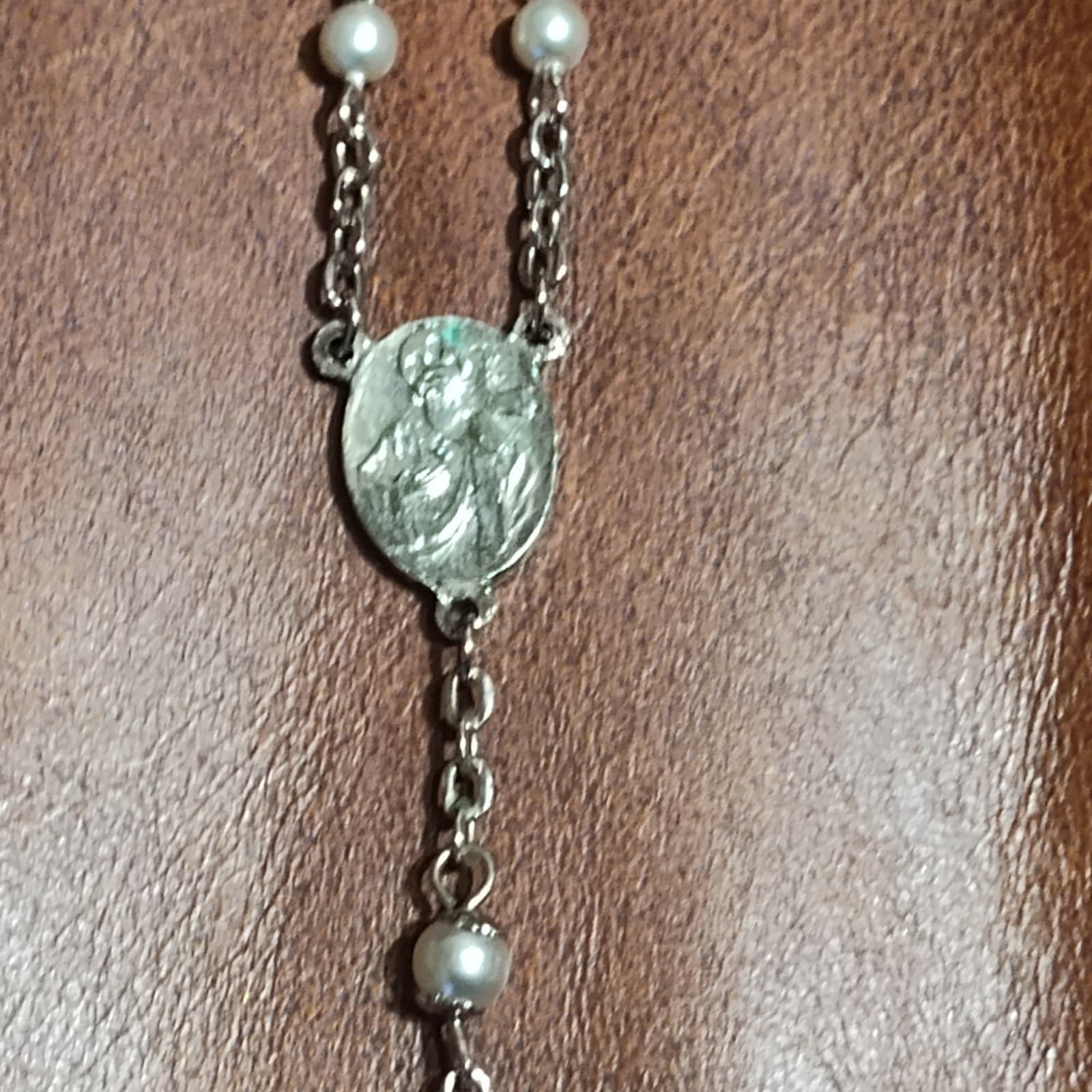 Vintage Rosary White Beads Catholic Silver Tone Cross Marked Italy With Tag - Thumbnail 3