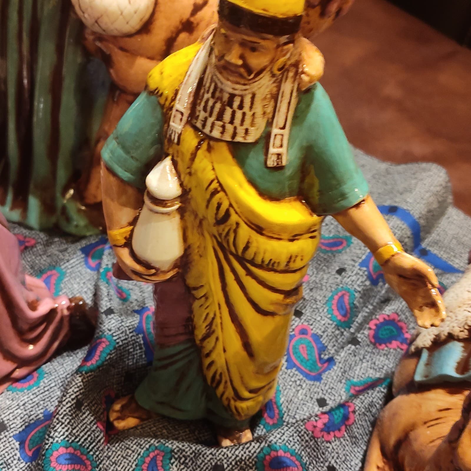 14pc. Vtg 1989 lambert nativity w/Stand - Thumbnail 7