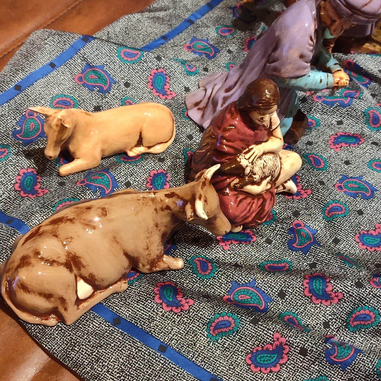 14pc. Vtg 1989 lambert nativity w/Stand - Thumbnail 10