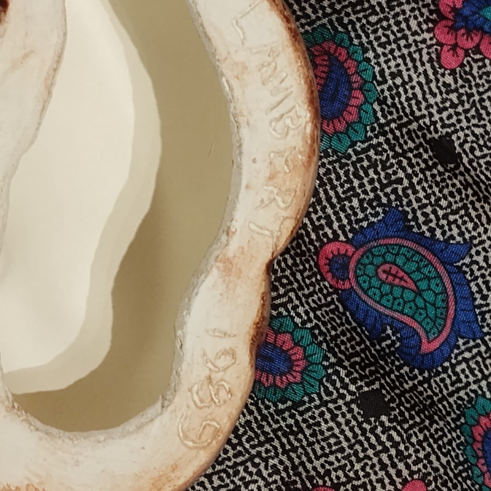 14pc. Vtg 1989 lambert nativity w/Stand - Thumbnail 13