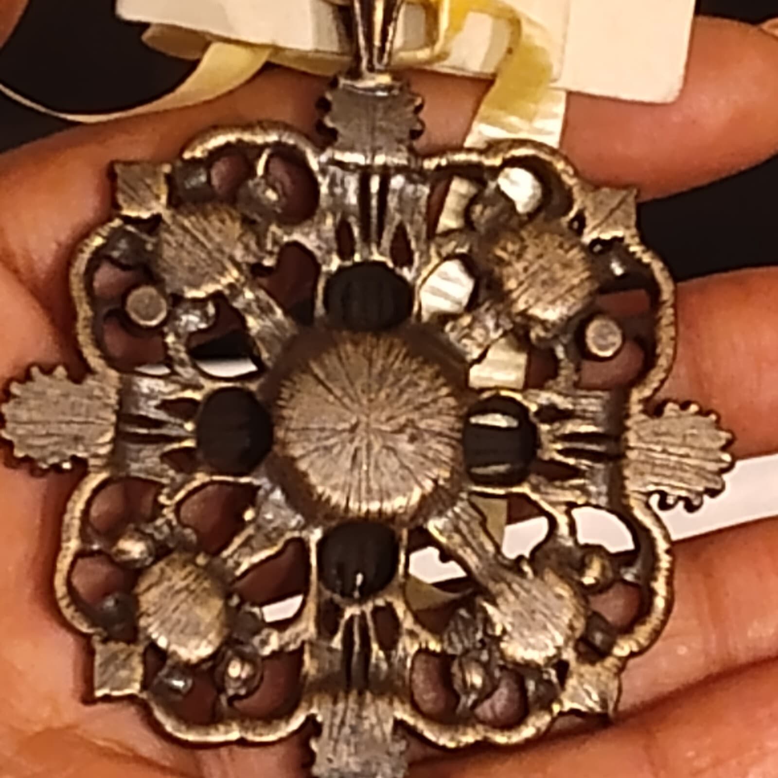 Vintage Amber Lucite Cabochon Dangling Pendant Brooch Avon? - Thumbnail 2