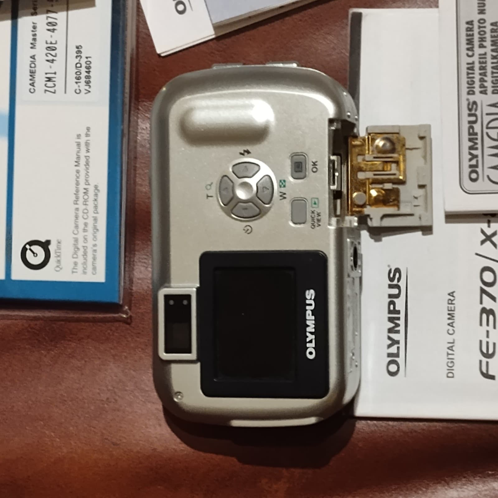 Olympus Camedia D-395 3.2MP Digital Compact Camera, XD Picture Card 256 MB EUC - Thumbnail 10