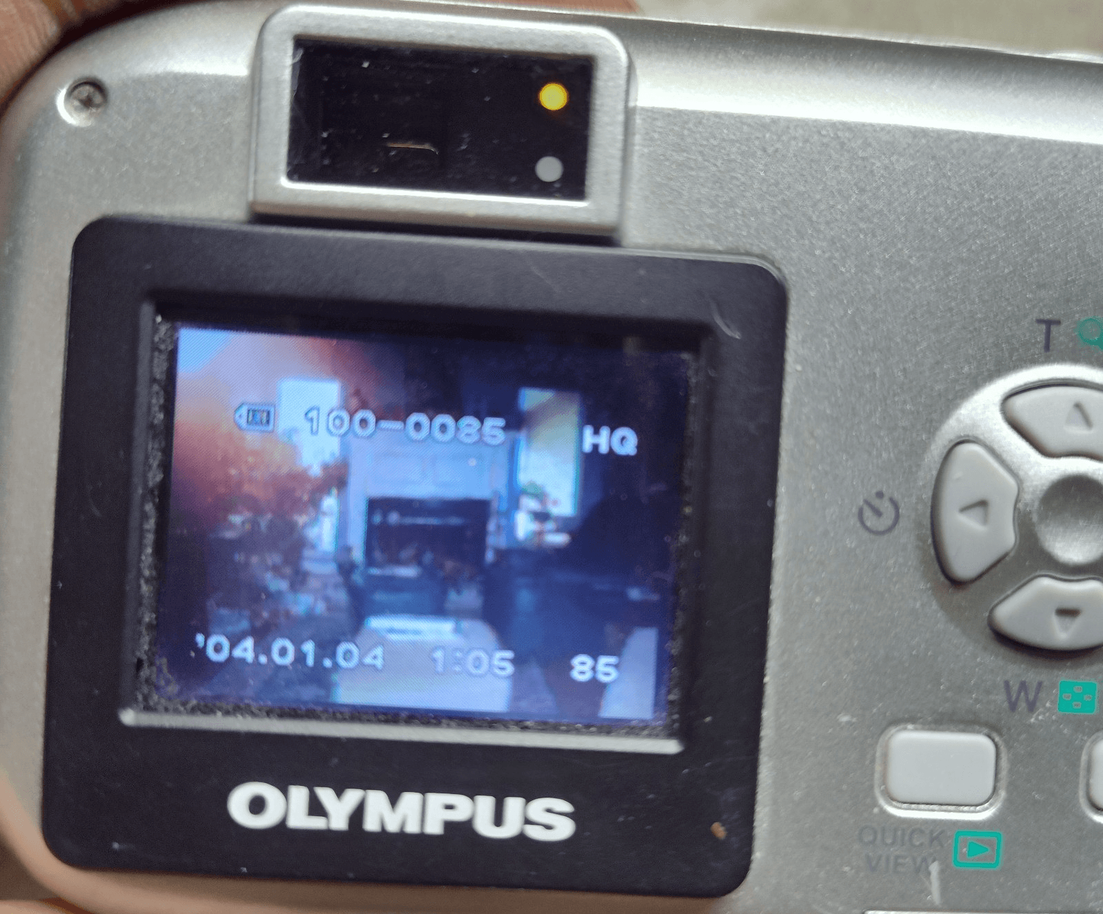 Olympus Camedia D-395 3.2MP Digital Compact Camera, XD Picture Card 256 MB EUC - Thumbnail 5