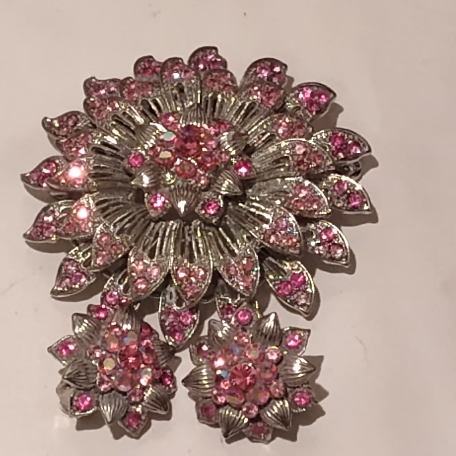 Pink Austrian Rhinestone Crystal Flare Bridal Wedding Brooch Pin - Image 1