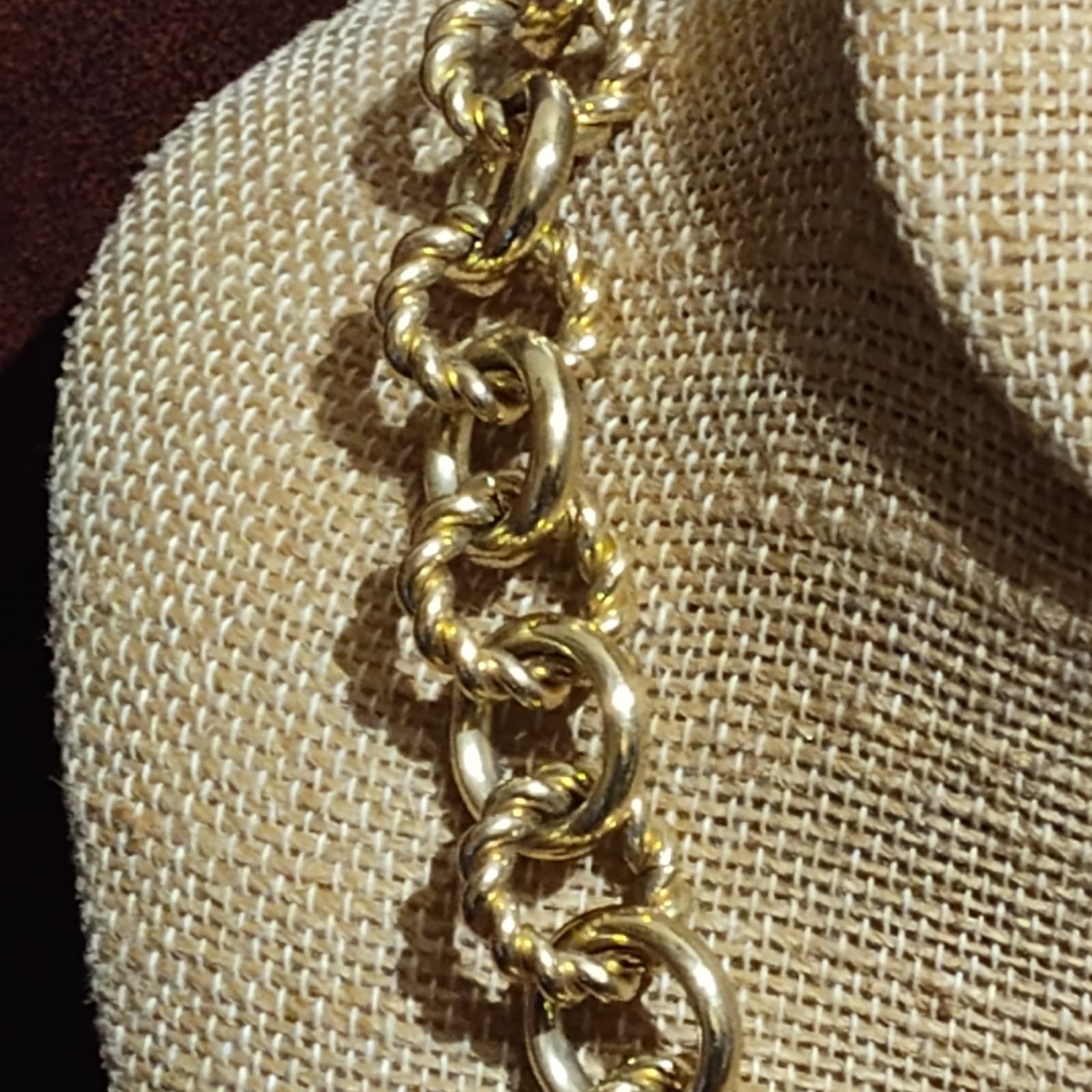 Vtg Beautiful Givenchy goldtone necklace - Thumbnail 2