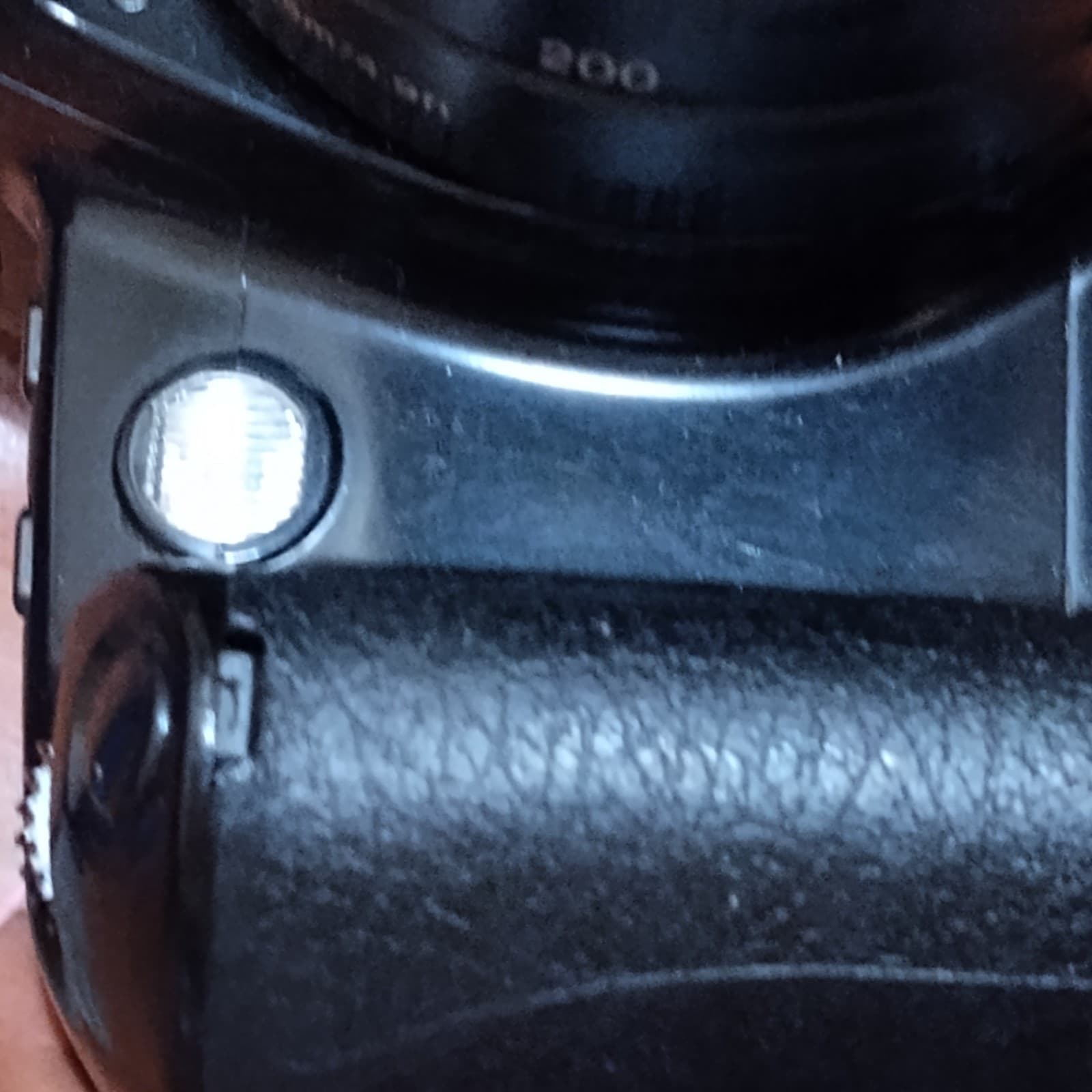 Canon EOS Rebel XS Film Camera w/ Canon EF 35-80mm 1:4-5.6 Lens - Thumbnail 9