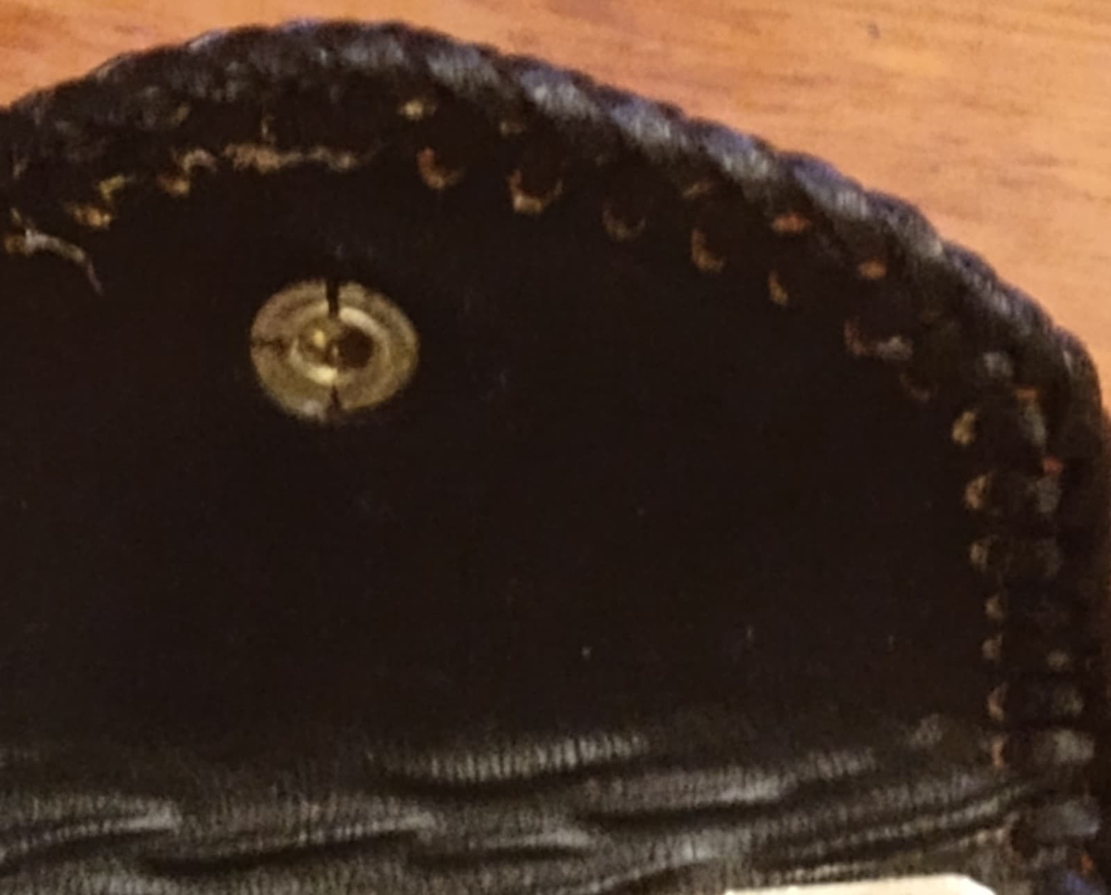 Hand Tooled Vintage Leather Western Key Clip Holder Rose And Whip Stitched - Thumbnail 5