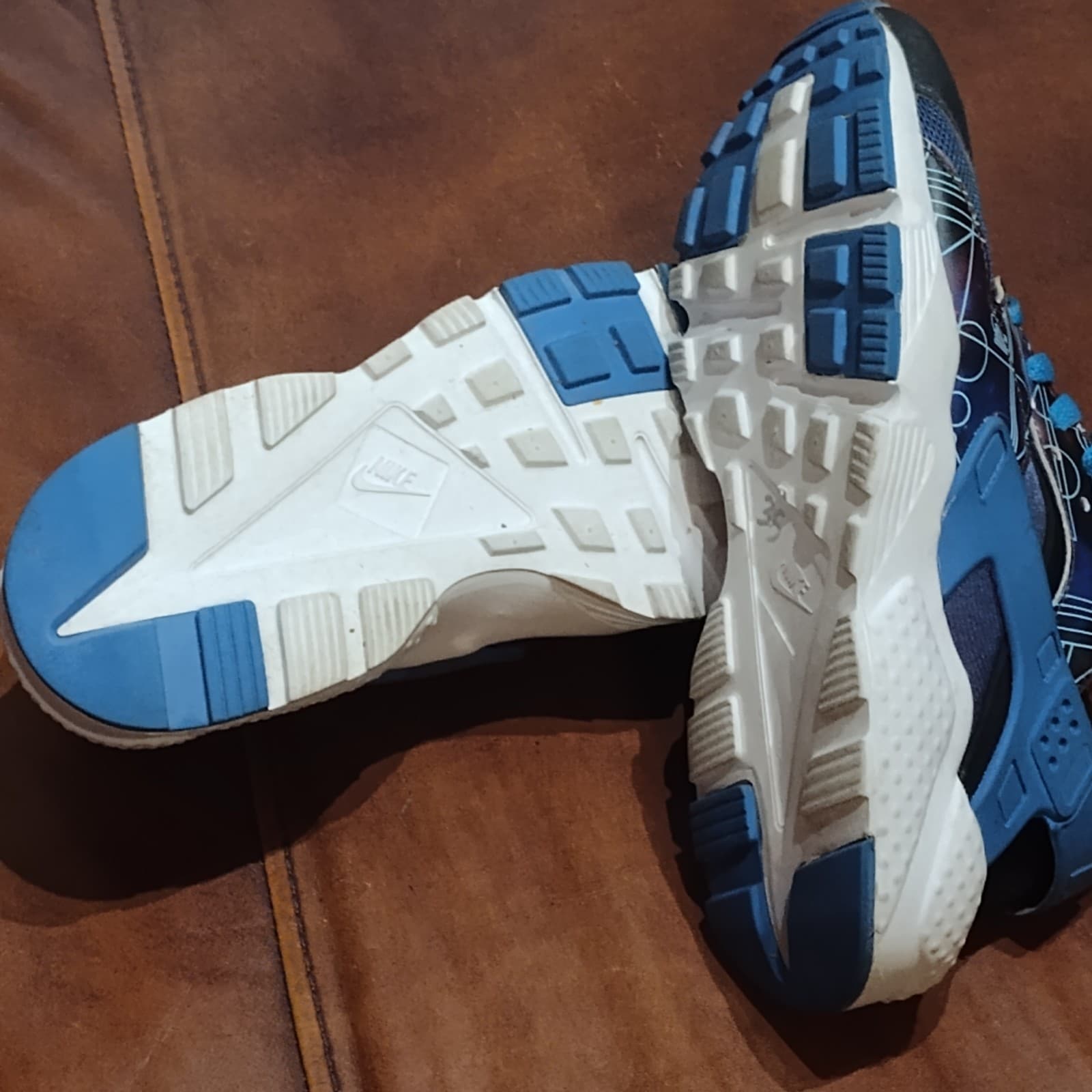 Nike sz.6y Huarache Run Print (GS) Metallic Hematite / 704943-004 - Thumbnail 5