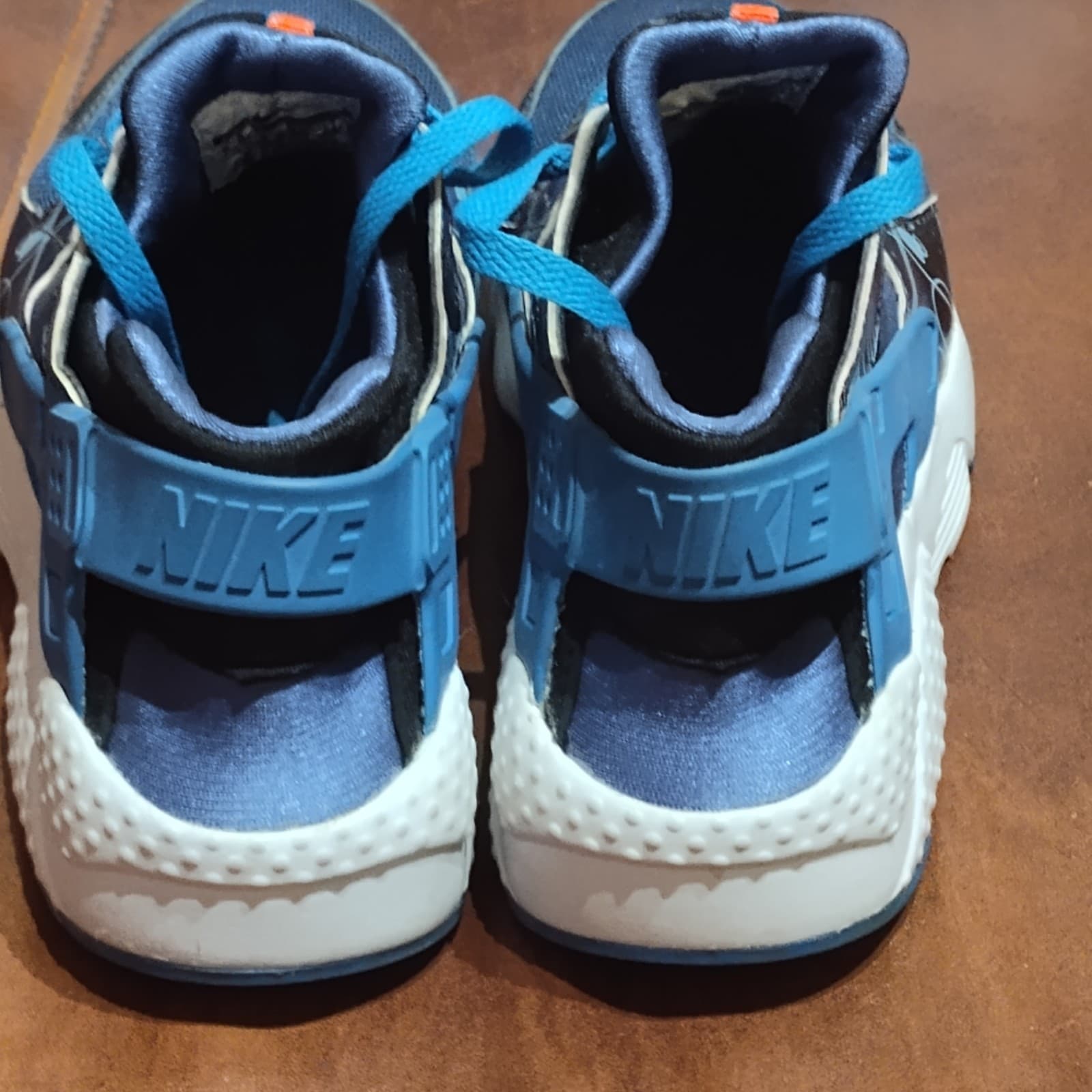 Nike sz.6y Huarache Run Print (GS) Metallic Hematite / 704943-004 - Thumbnail 4