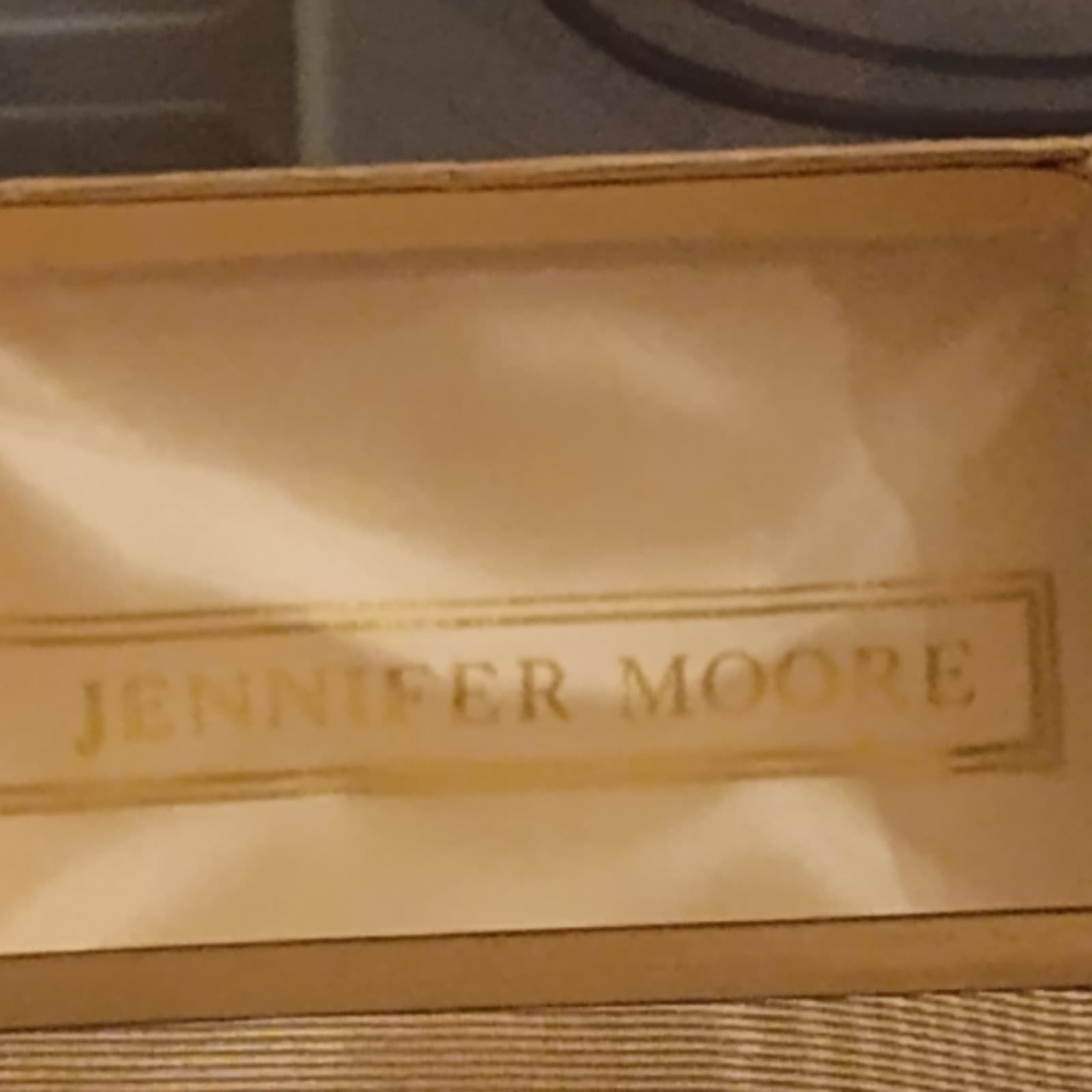 vintage frosted lucite flower gold tone brooch - Thumbnail 5