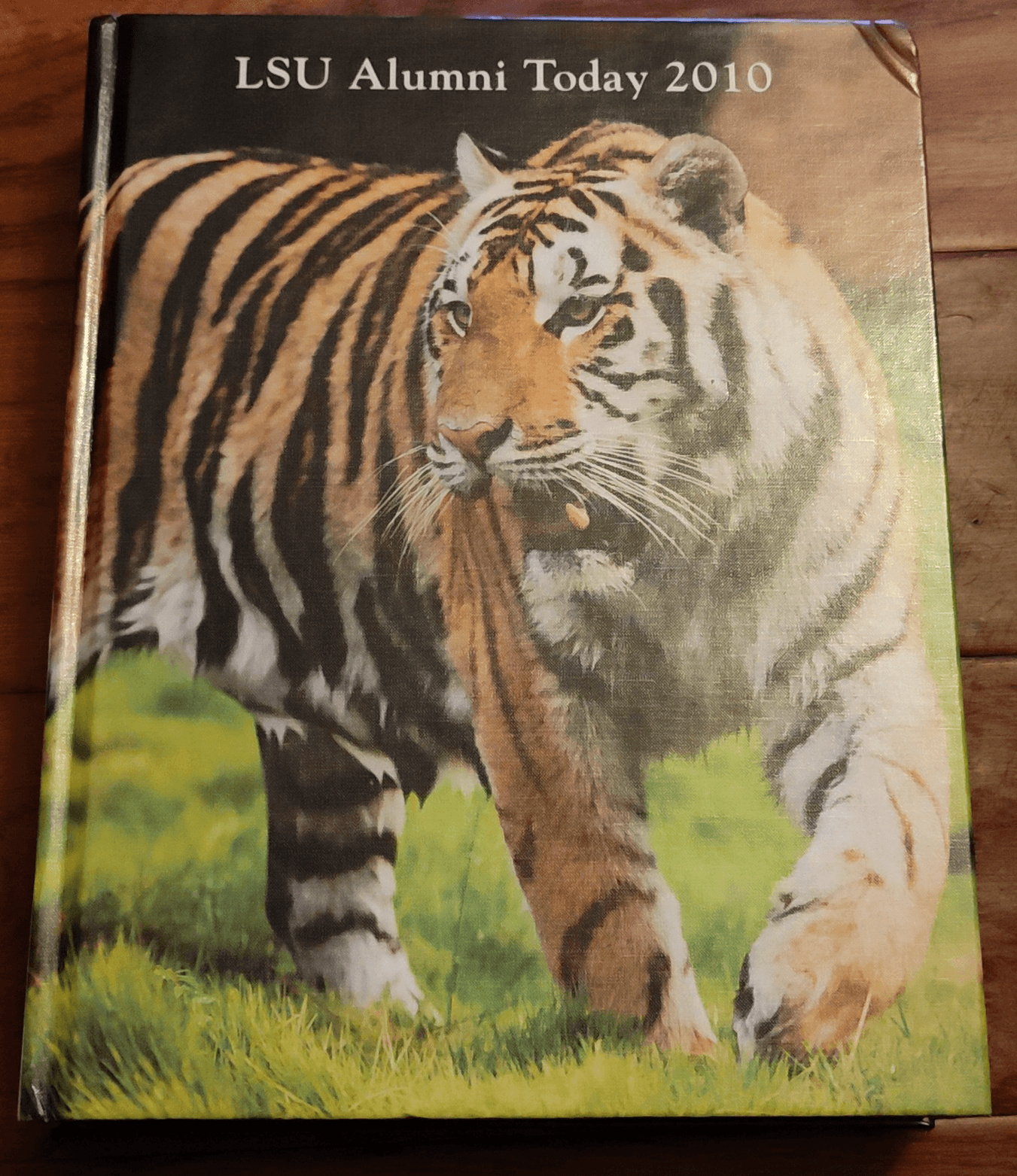 2010 LOUISIANA STATE UNIVERSITY ALUMNI DIRECTORY - BATON ROUGE, LA - YB 2685 - Image 1