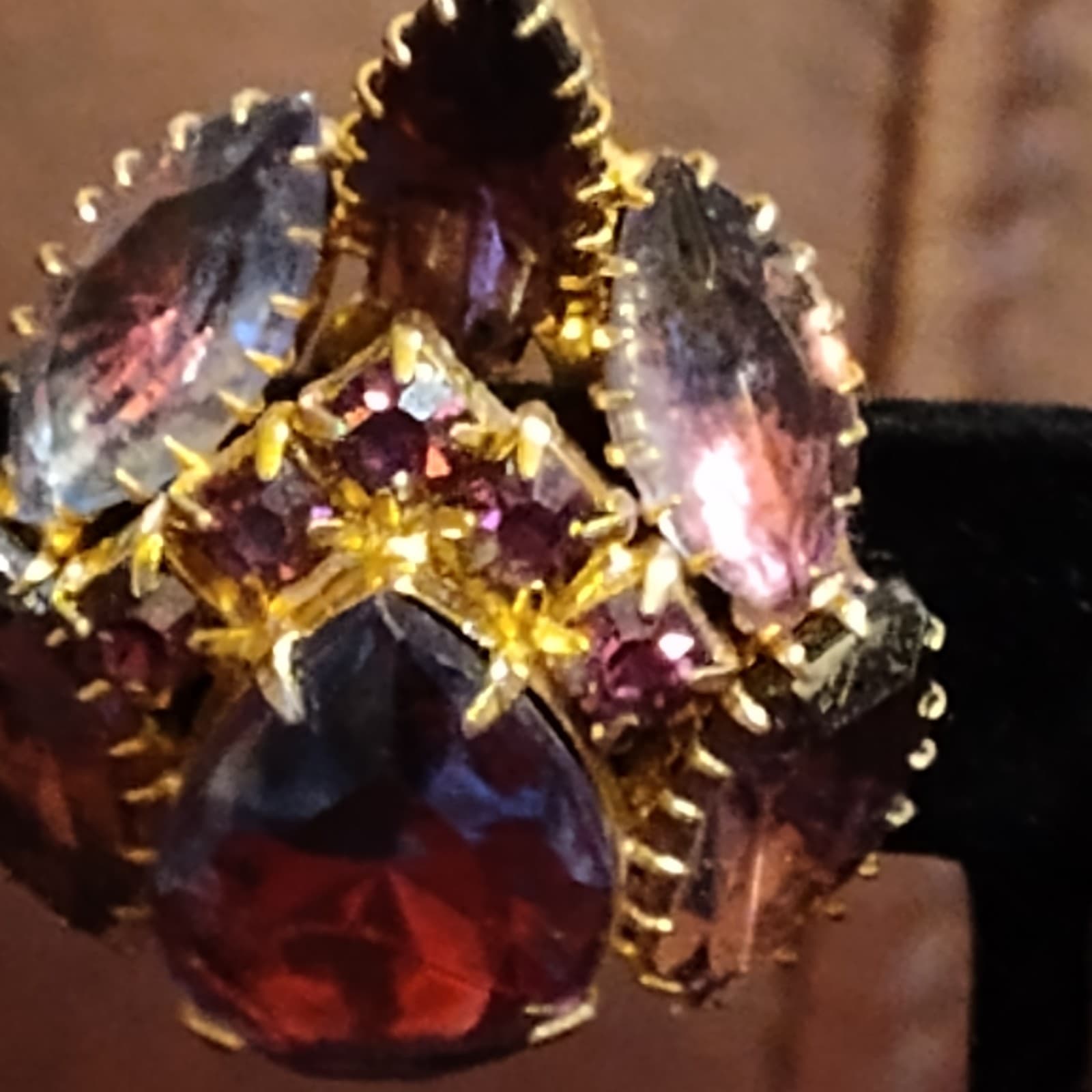 Vintage Kramer UnSigned Earrings Shades Of multi colors - Thumbnail 4