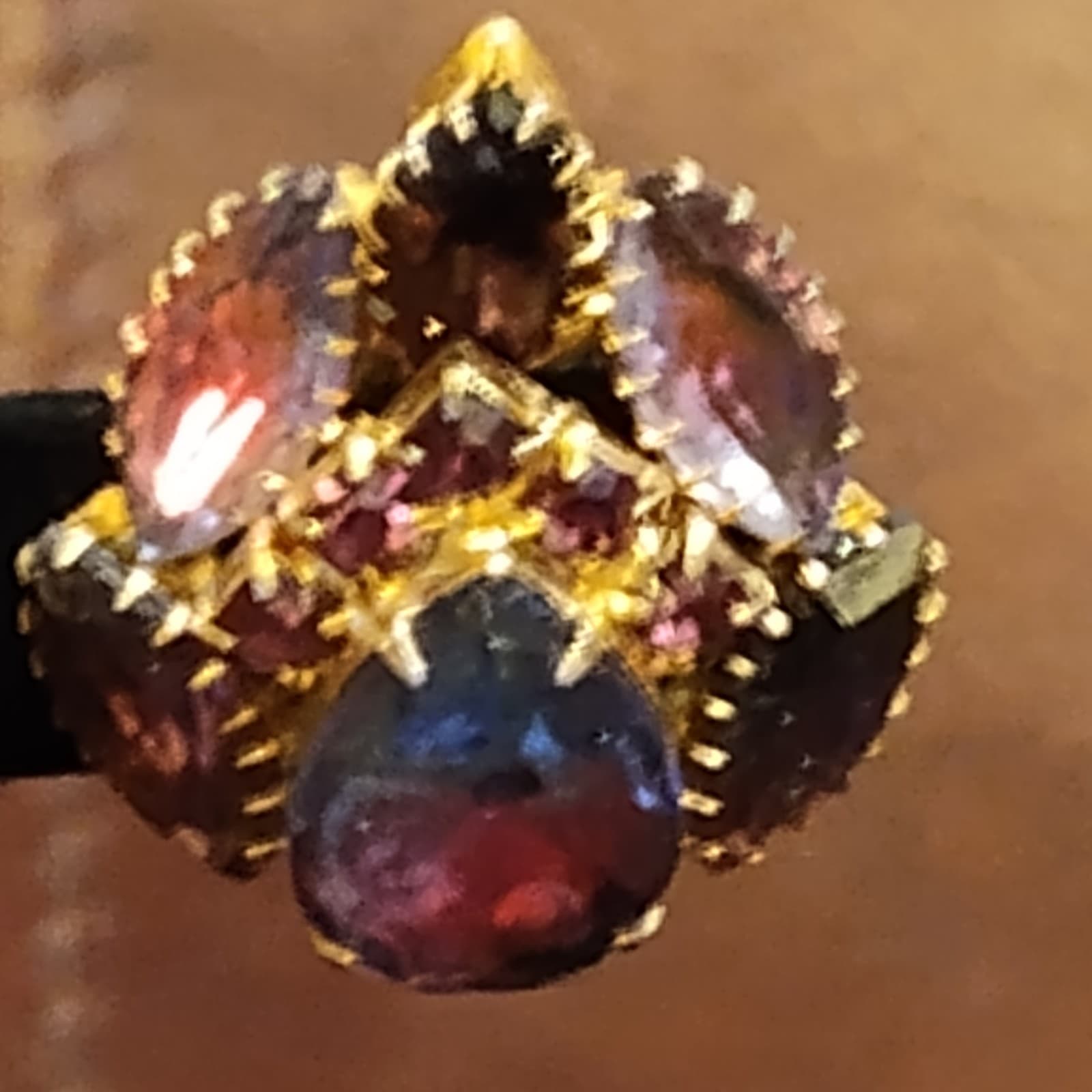 Vintage Kramer UnSigned Earrings Shades Of multi colors - Thumbnail 2