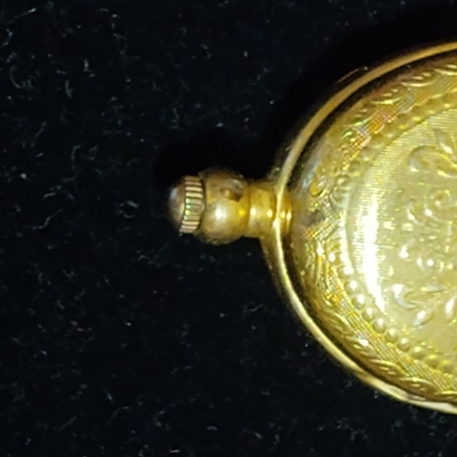 Pendant Necklace Watch Womens 28mm Oval Gold Tone Locket New Battery 29" - Thumbnail 6