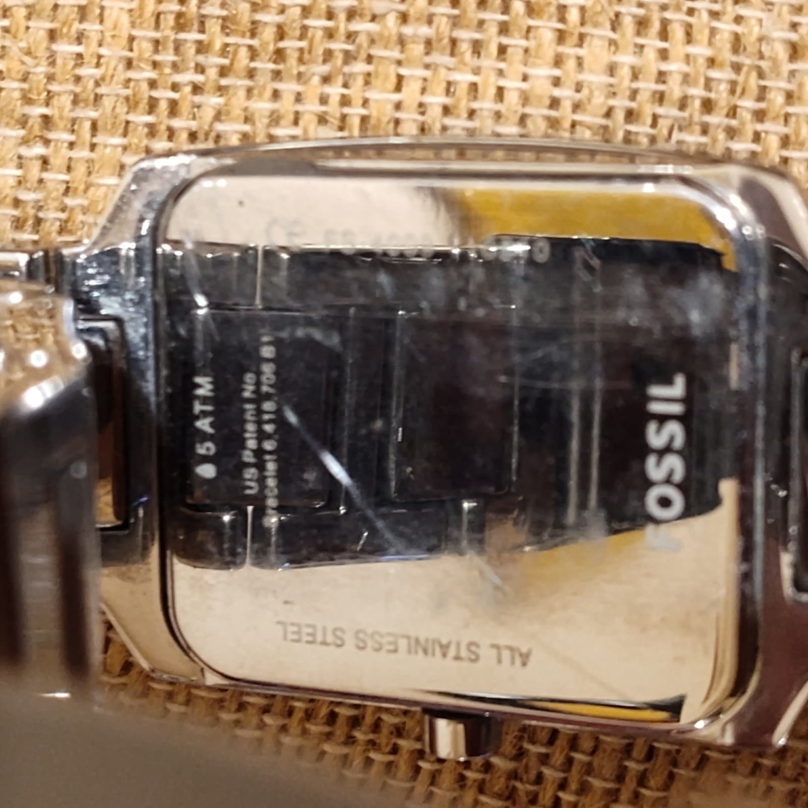 FOSSIL MEN'S STAINLESS STEEL WATER RESISTANT 5ATM BLACK DIAL RECTANGLE - Thumbnail 3