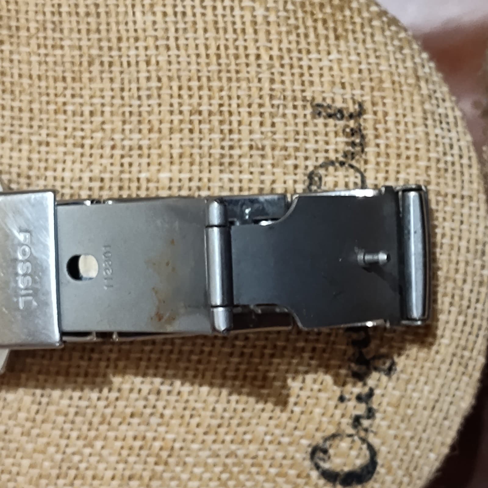 FOSSIL MEN'S STAINLESS STEEL WATER RESISTANT 5ATM BLACK DIAL RECTANGLE - Thumbnail 8