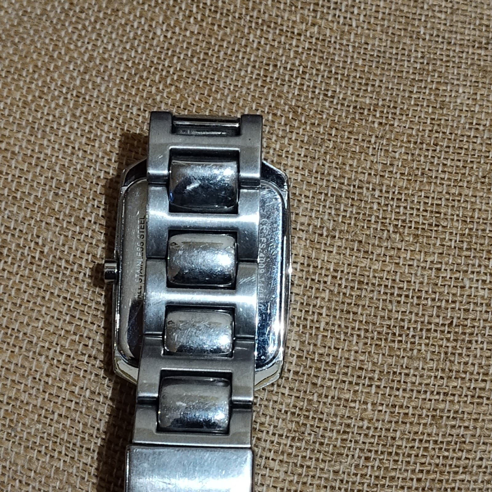 FOSSIL MEN'S STAINLESS STEEL WATER RESISTANT 5ATM BLACK DIAL RECTANGLE - Thumbnail 5