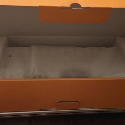 IROK MG68 Full Aluminum Alloy Body Magnetic Switch Keyboard With Robot Keyboard - Thumbnail 5